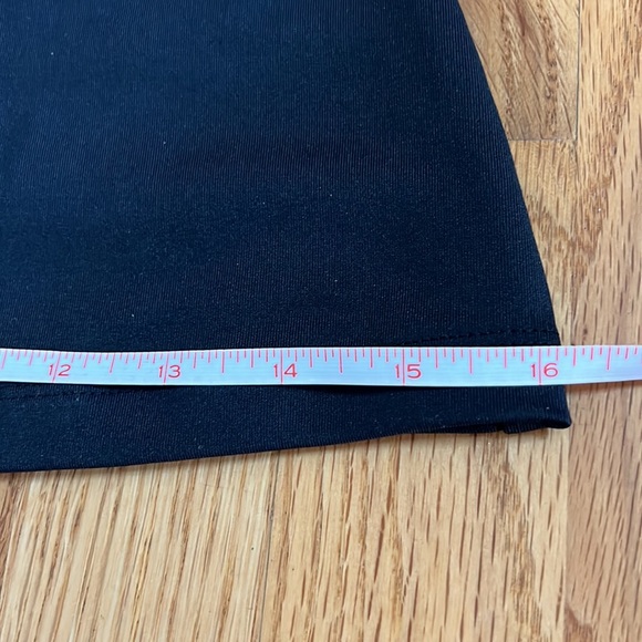 Pearl Izumi Racerback Athletic Black Tank Top, XS - Picture 7 of 12